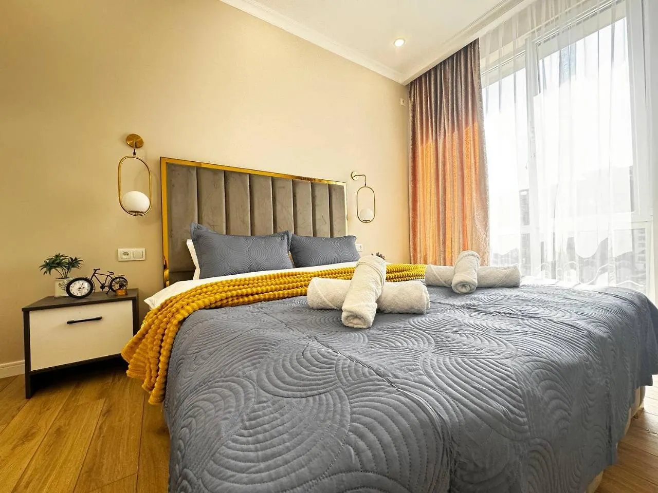 2 Room Apartment 4 You, Flat 22 Alma-Ata
